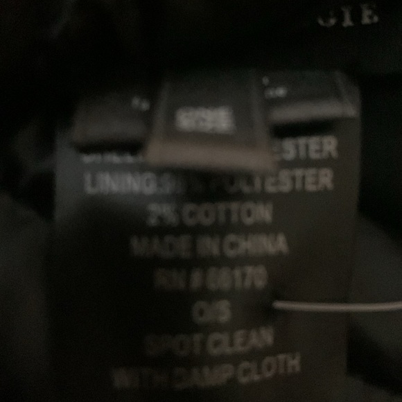 Anthropologie hat - Picture 4 of 6